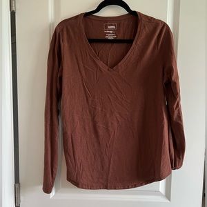 Brown long sleeve top Size Large🎉donated